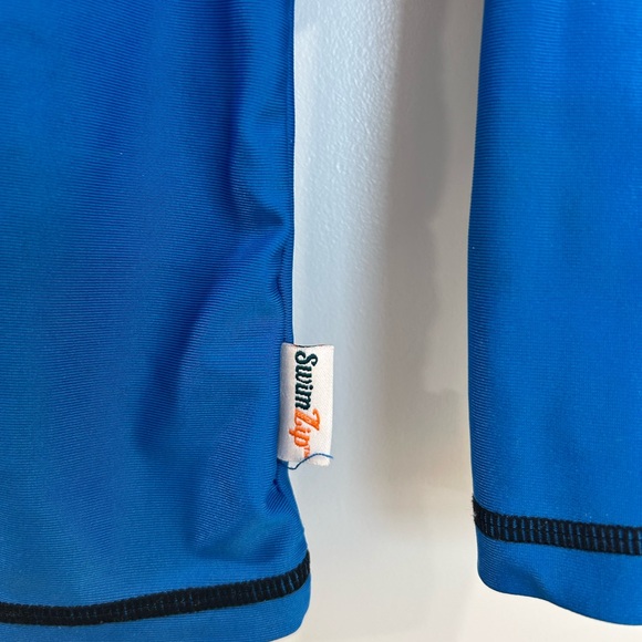 SwimZip Full Zip RashGuard (Size 6-12) - Picture 2 of 5